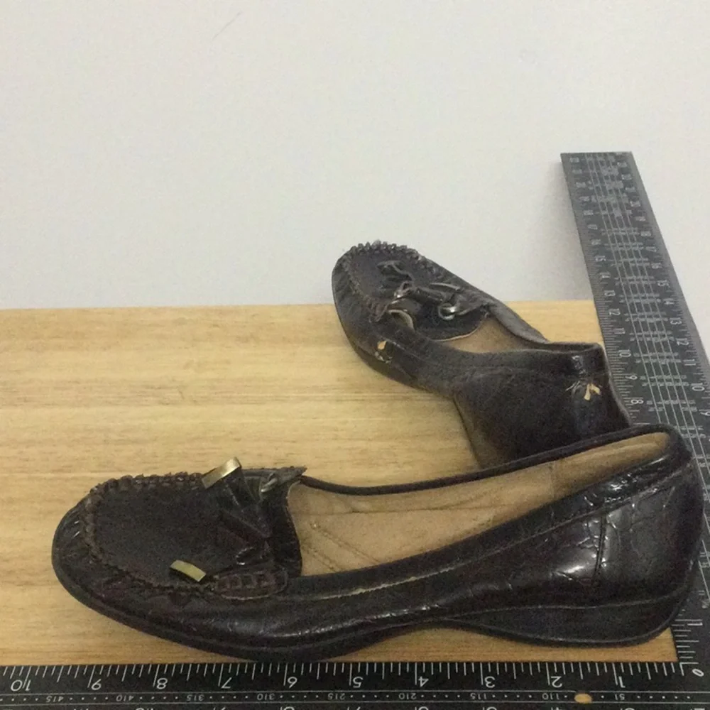 🌞 Naturalizer Brown Gator Croc embossed preppy loafers women size 8
